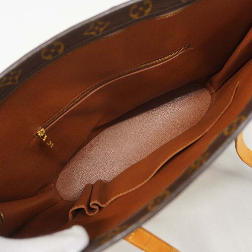 LOUIS VUITTON Brown Monogram Tote Bag - Picture 4 of 12